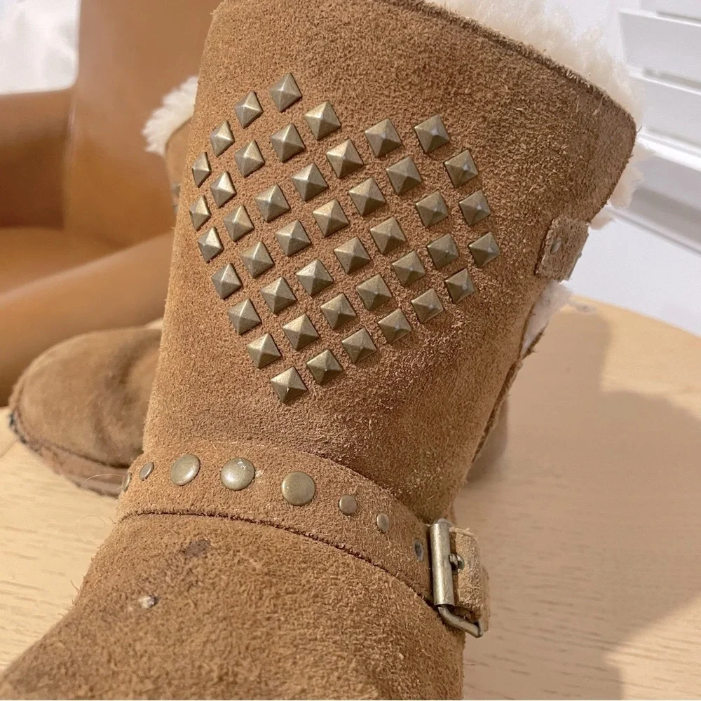 UGG Kids Girl’s Boots Size 3